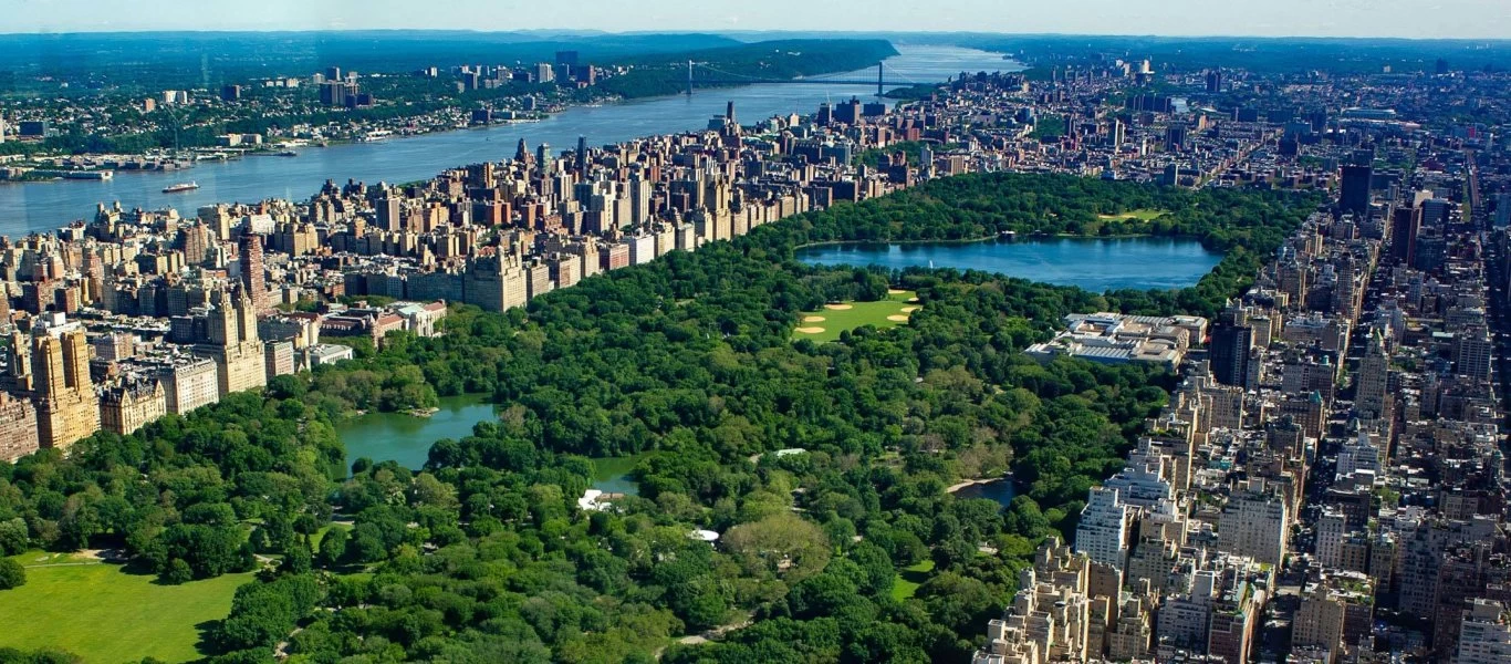 Νέα Υόρκη: Αλλάζει μορφή το Central Park λόγω κορωνοϊού - Στήνουν μονάδες επειγόντων (βίντεο)